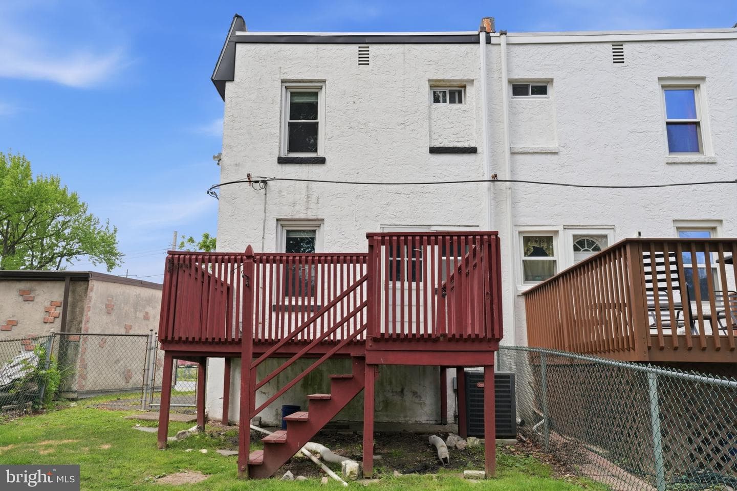 109 W Ridley Avenue photo 21