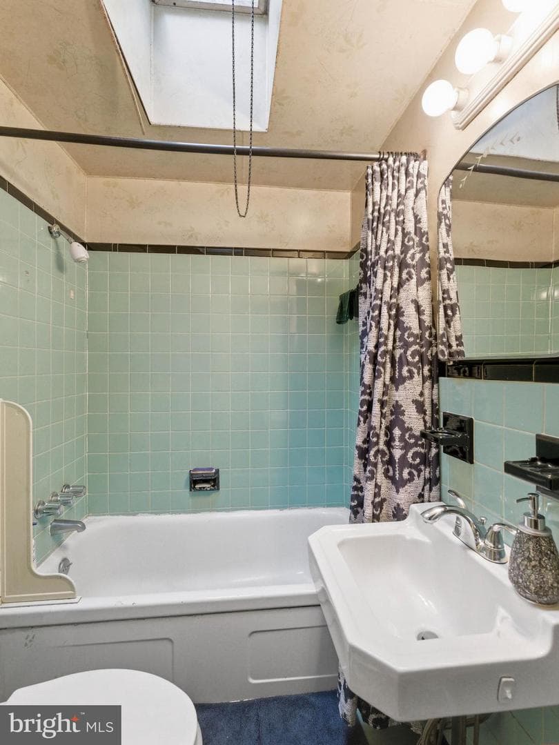 3011 W 7th Street photo 13