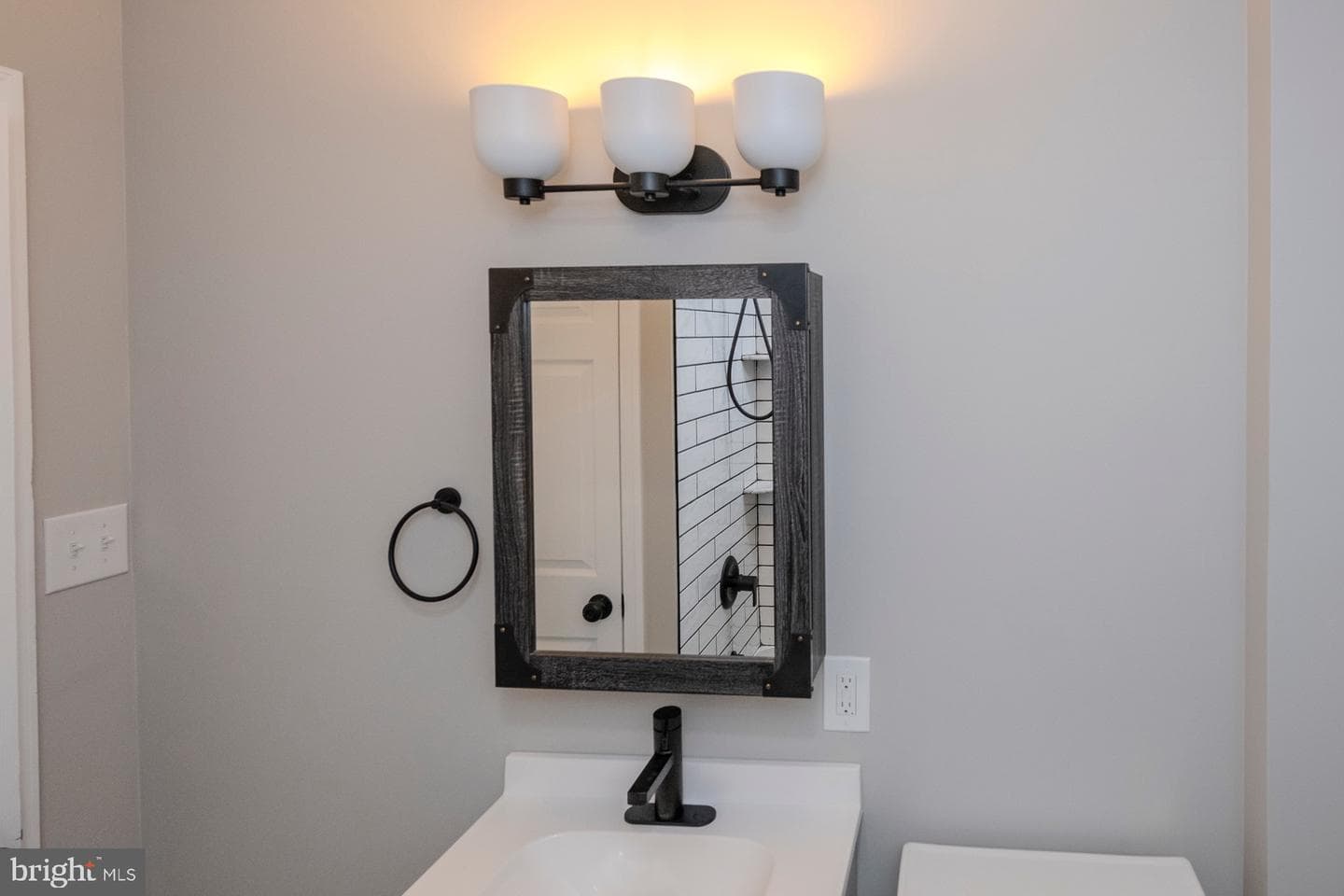 510 Bonsall Road photo 31