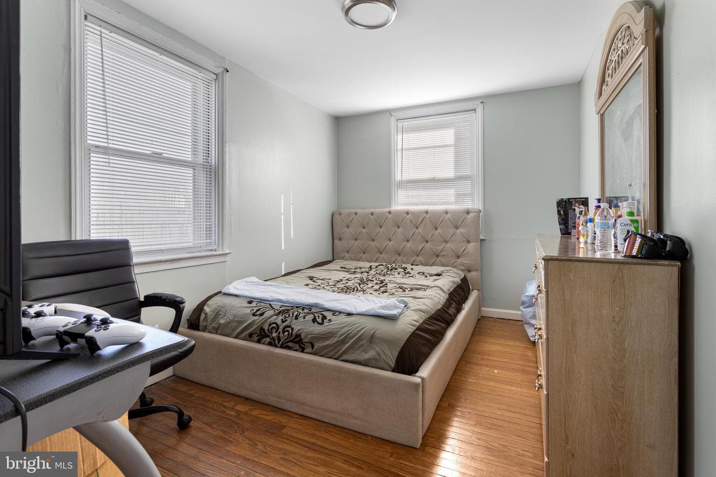 300 Pine Street photo 12
