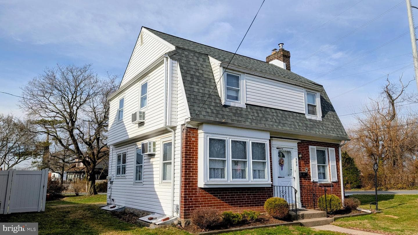 542 Crum Lynne Road photo 2