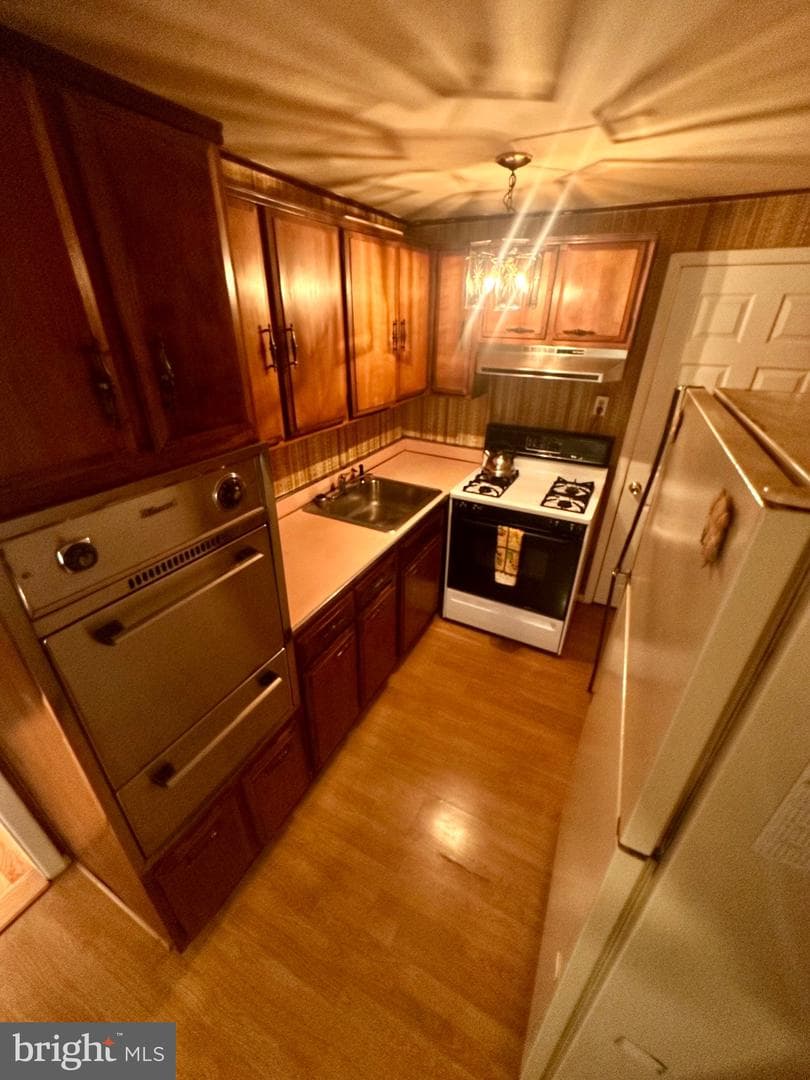 201 Emerald Lane photo 8