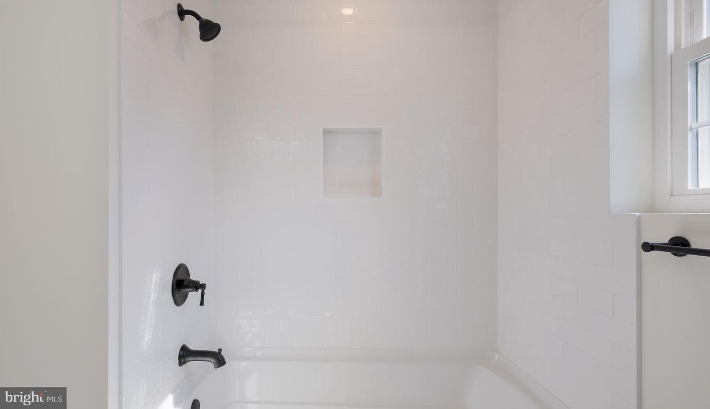 108 Patterson Road photo 28