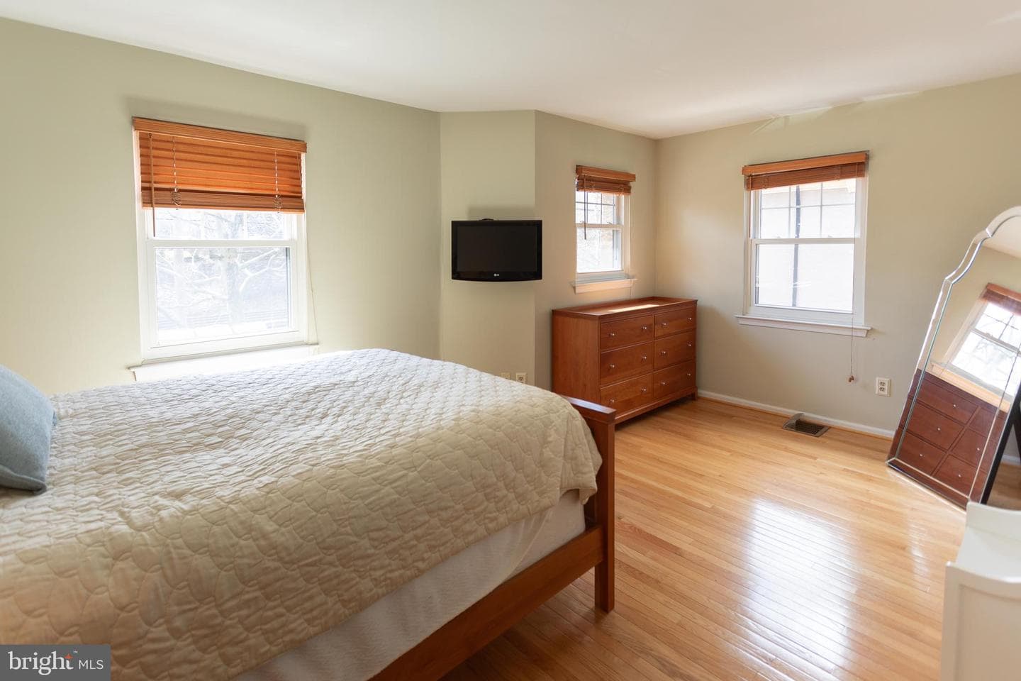 417 Eagle Road photo 19