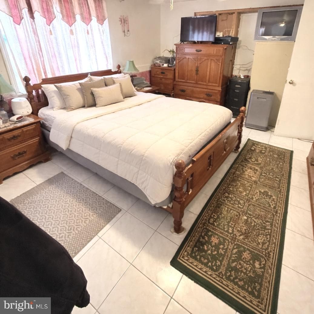 306 S Carol Boulevard photo 16