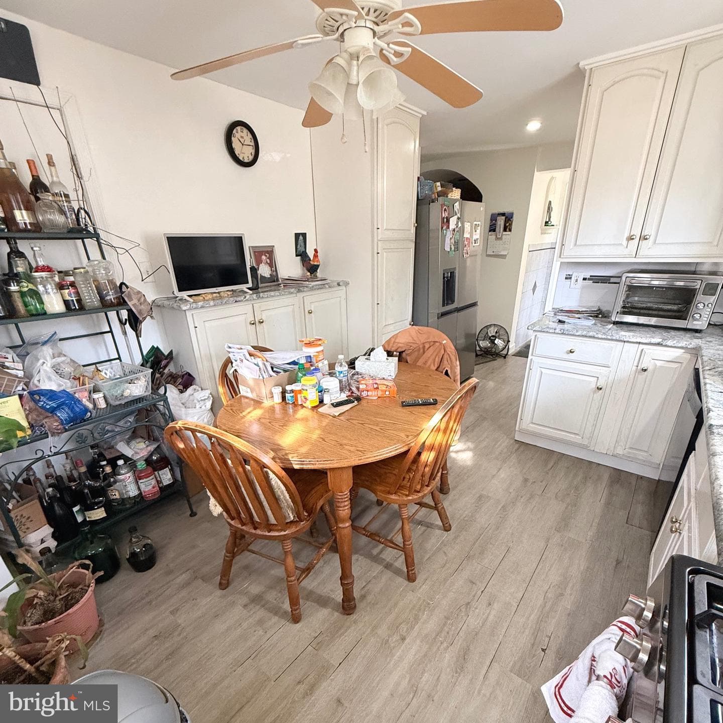306 S Carol Boulevard photo 6