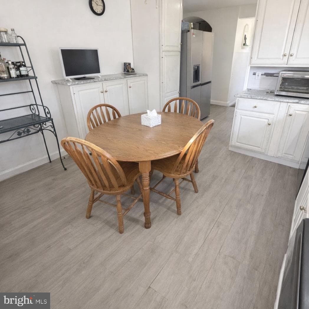 306 S Carol Boulevard photo 7