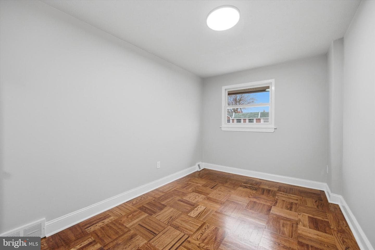 1519 Forrester Ave photo 12