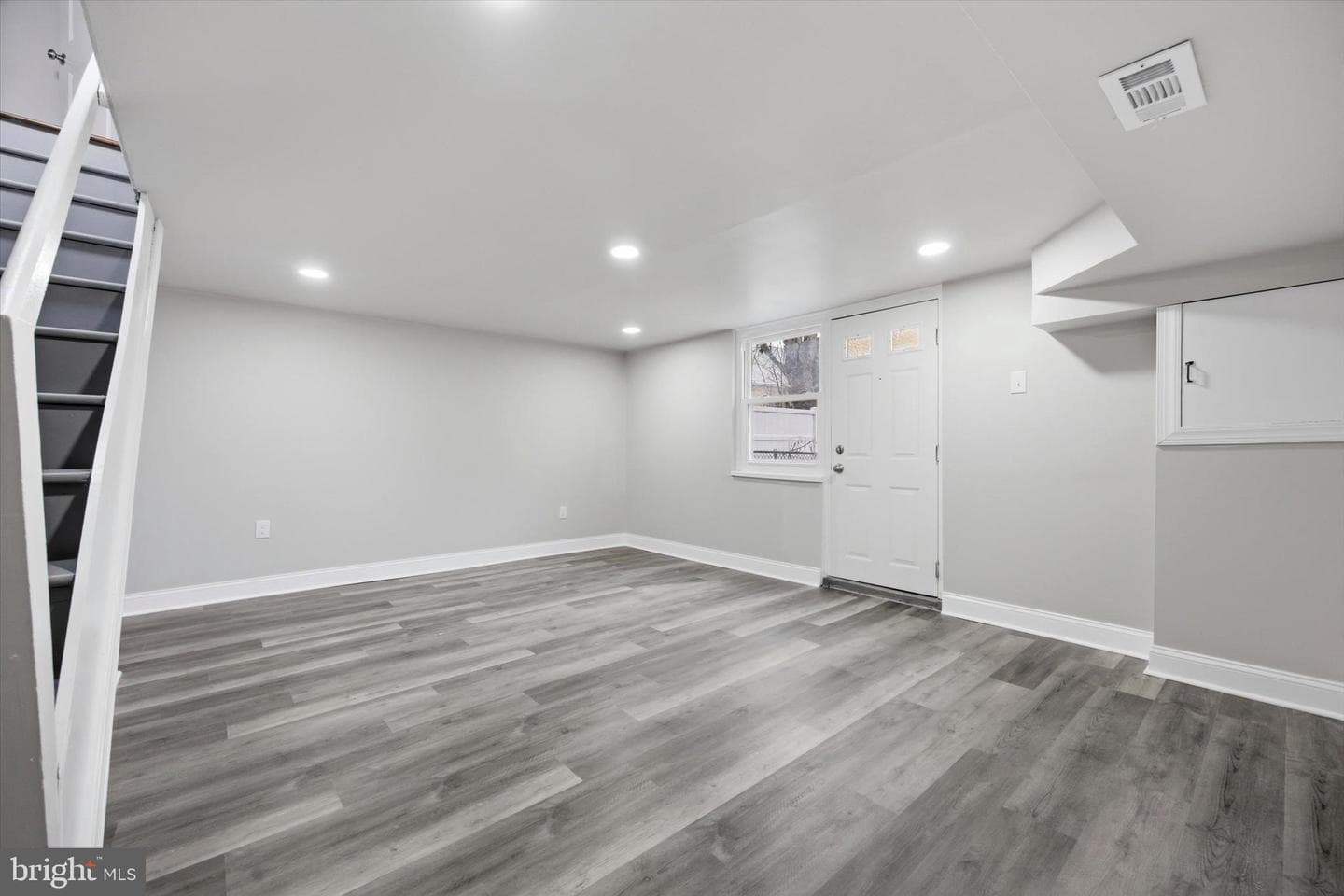 1519 Forrester Ave photo 17