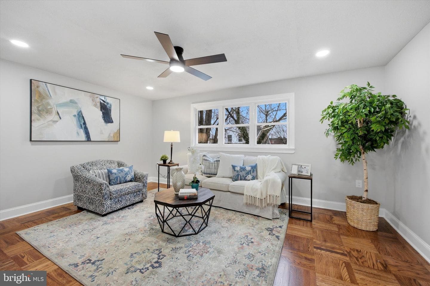 1519 Forrester Ave photo 7