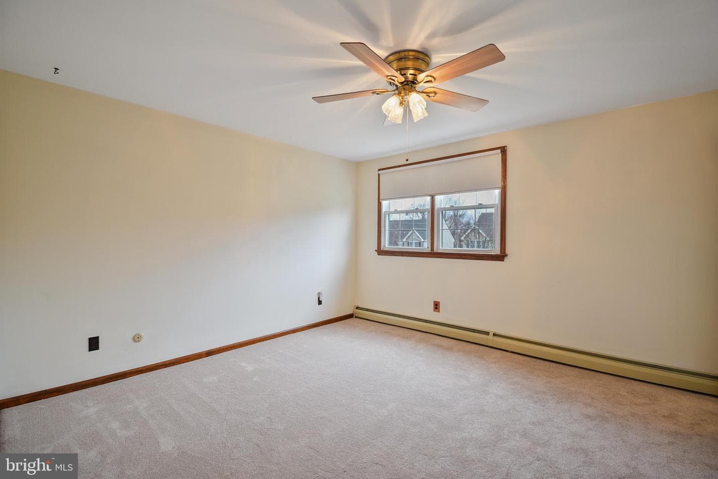530 Grand Avenue photo 12