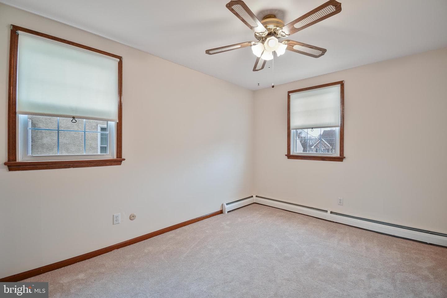 530 Grand Avenue photo 14