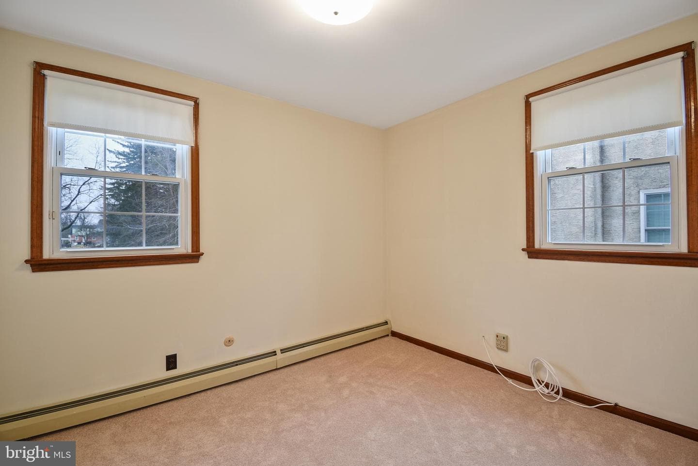 530 Grand Avenue photo 16