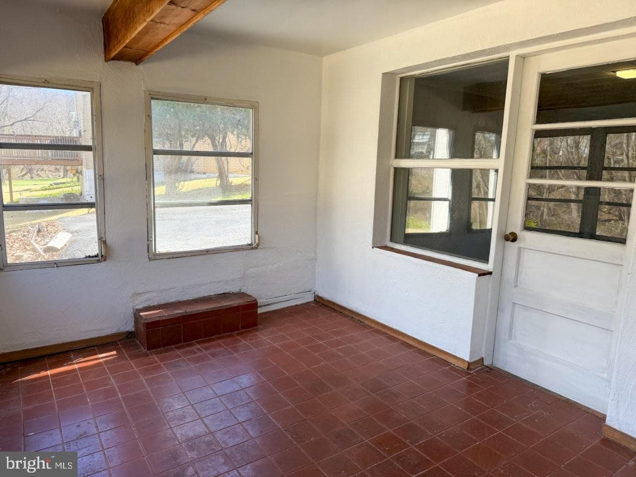 637 N Bishop Avenue photo 40