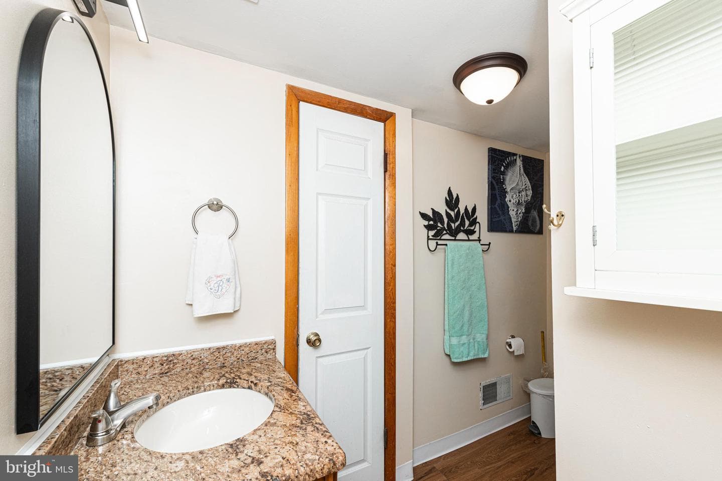 2015 Dutton Mill Road photo 18