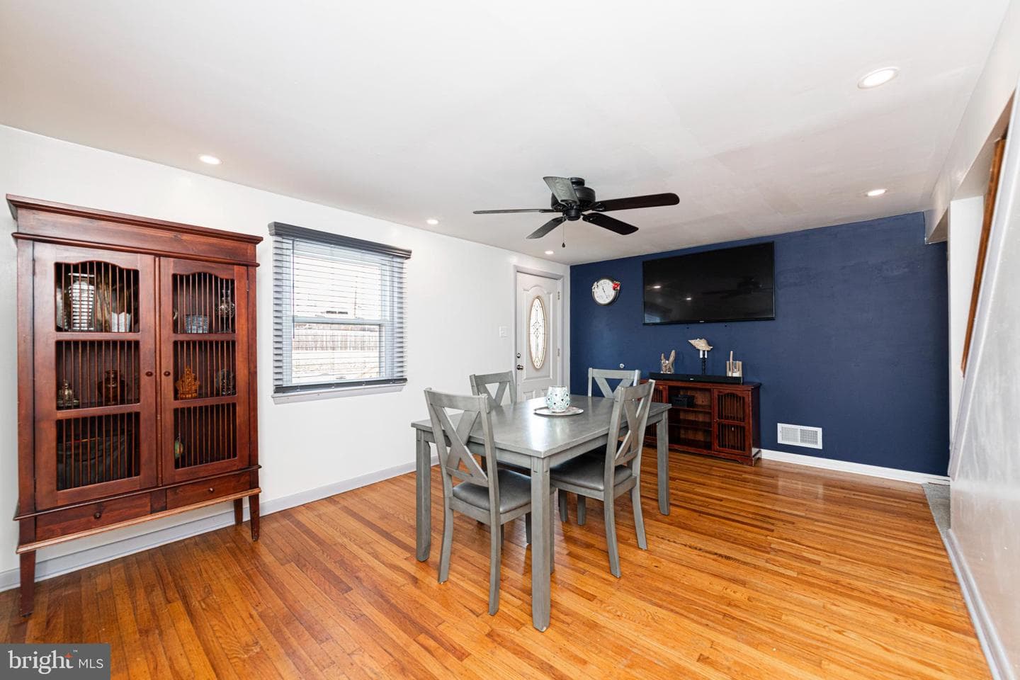 2015 Dutton Mill Road photo 4