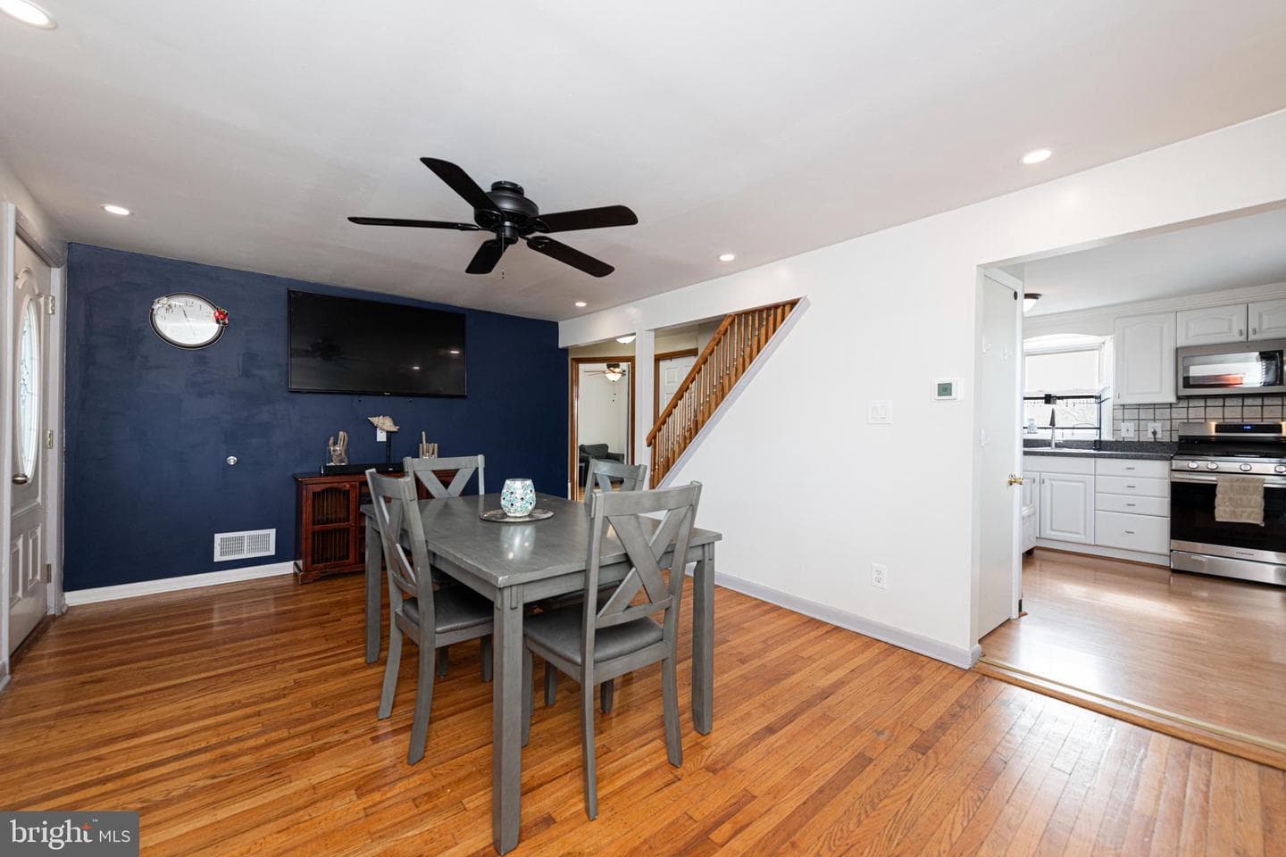 2015 Dutton Mill Road photo 5