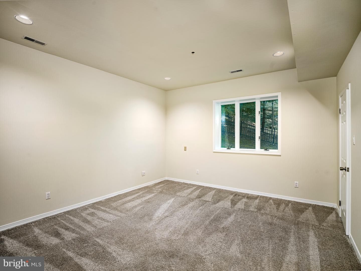 3300 Sawmill Road photo 24