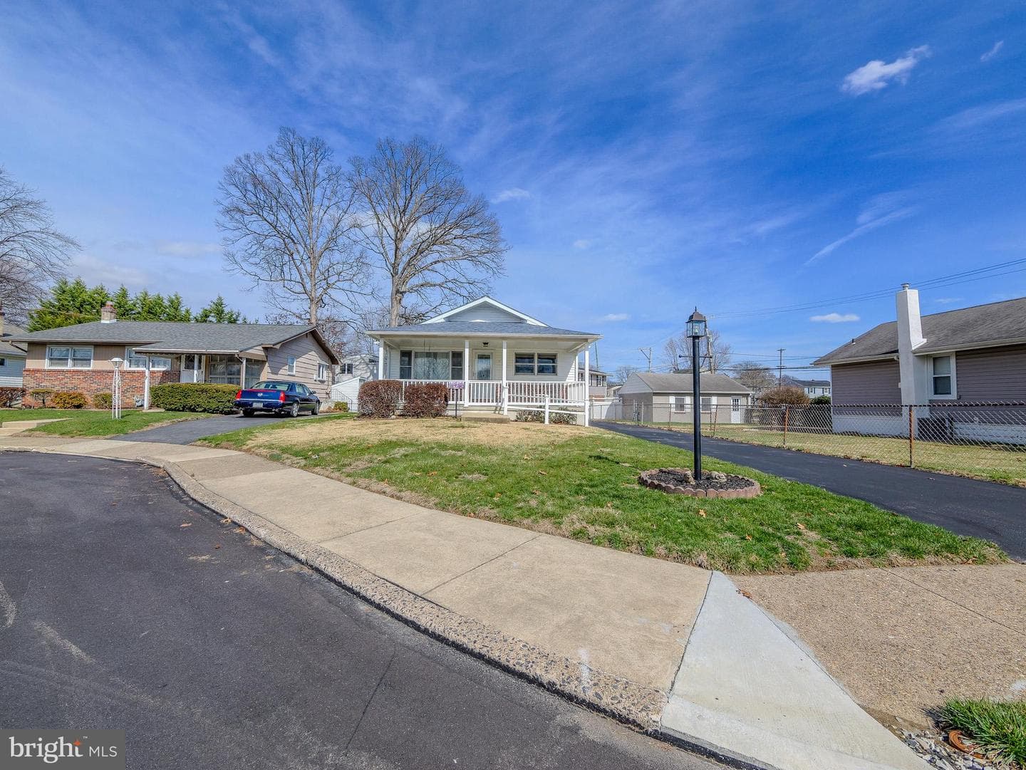 708 James Circle photo 2