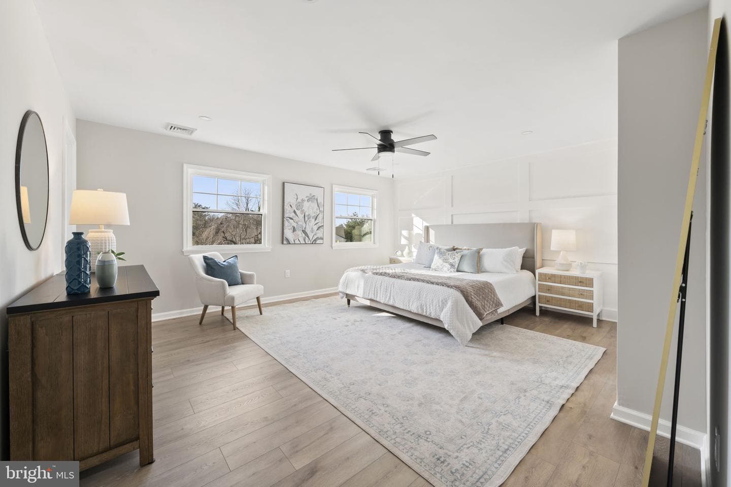 499 Collins Drive photo 40
