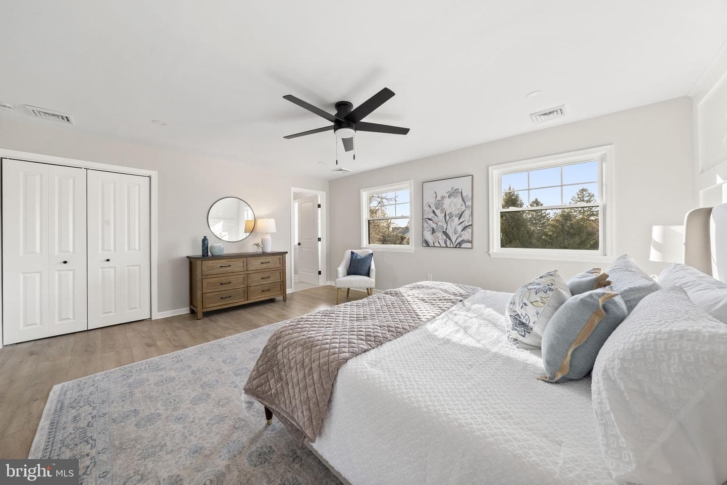 499 Collins Drive photo 45