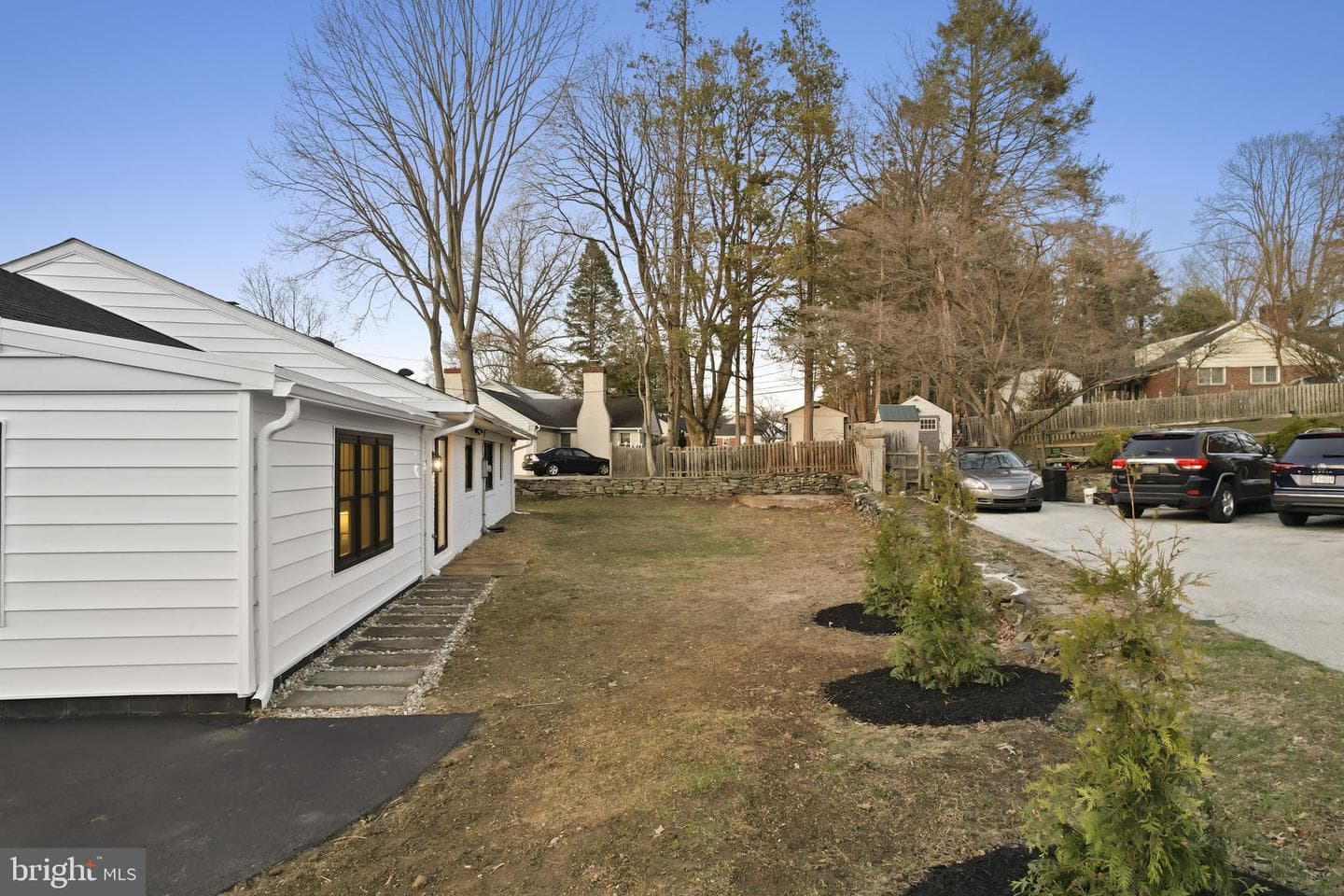 499 Collins Drive photo 74