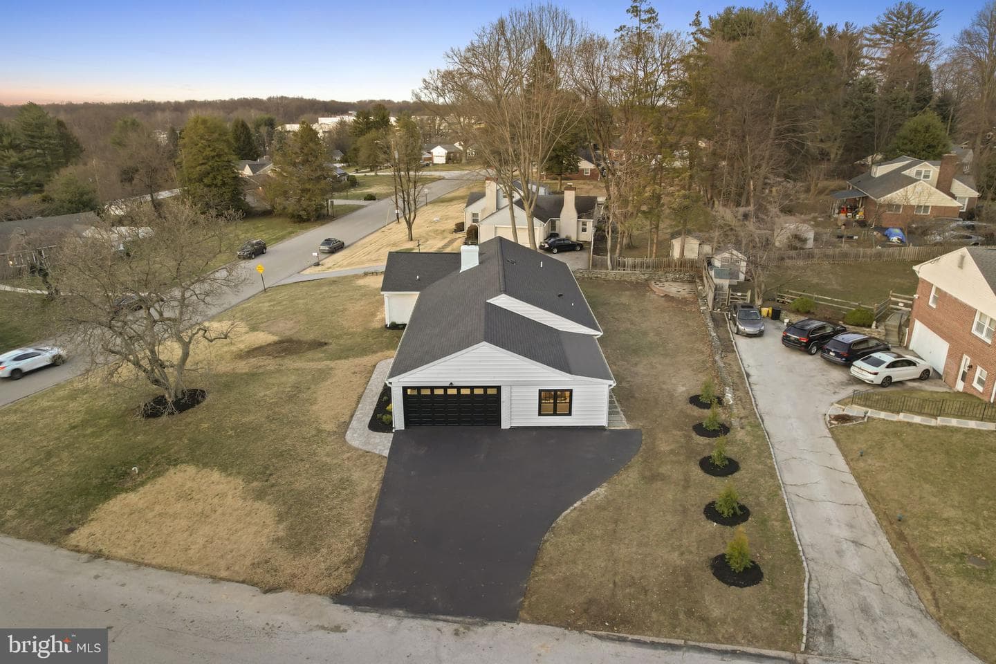 499 Collins Drive photo 76