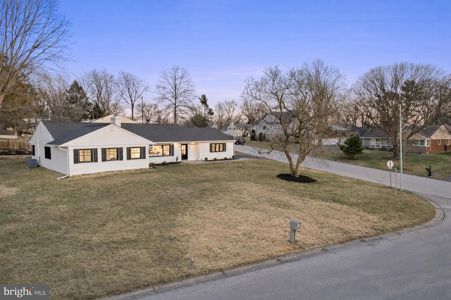 499 Collins Drive photo 85
