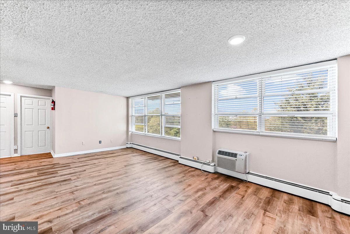 1030 E Lancaster Avenue #431 photo 14