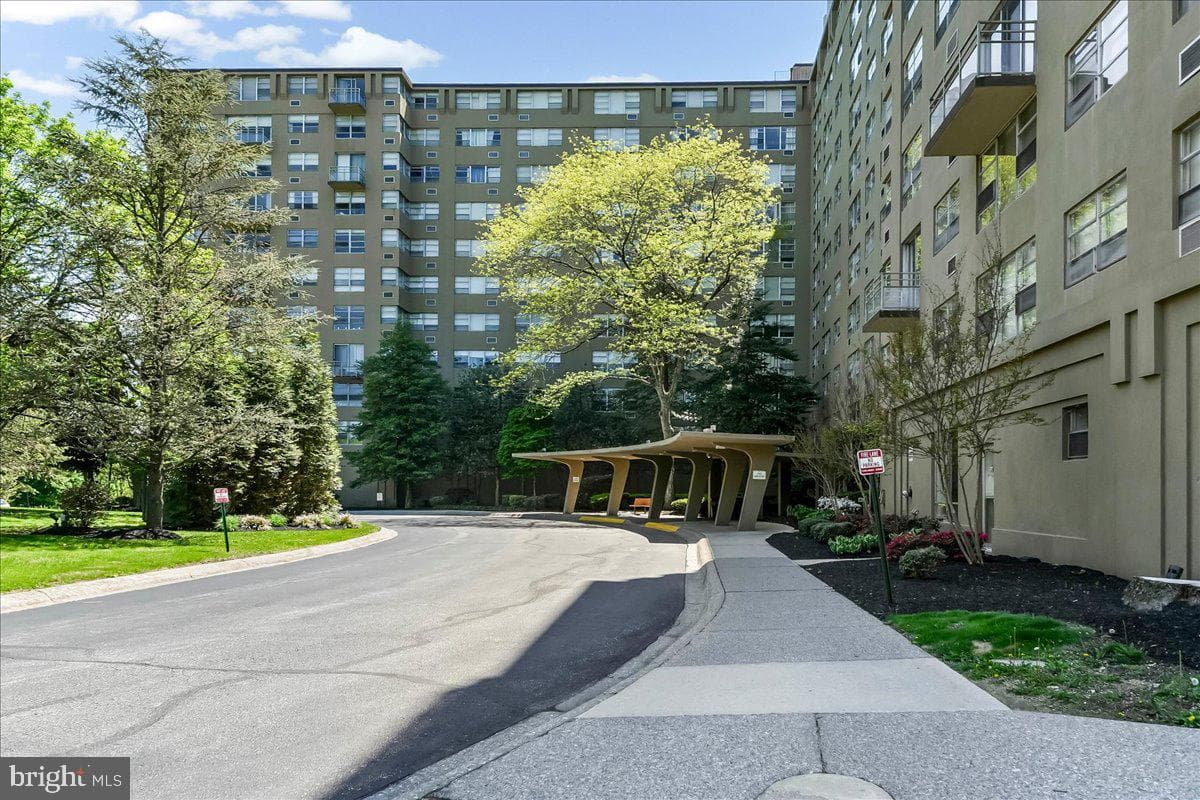 1030 E Lancaster Avenue #431 photo 22