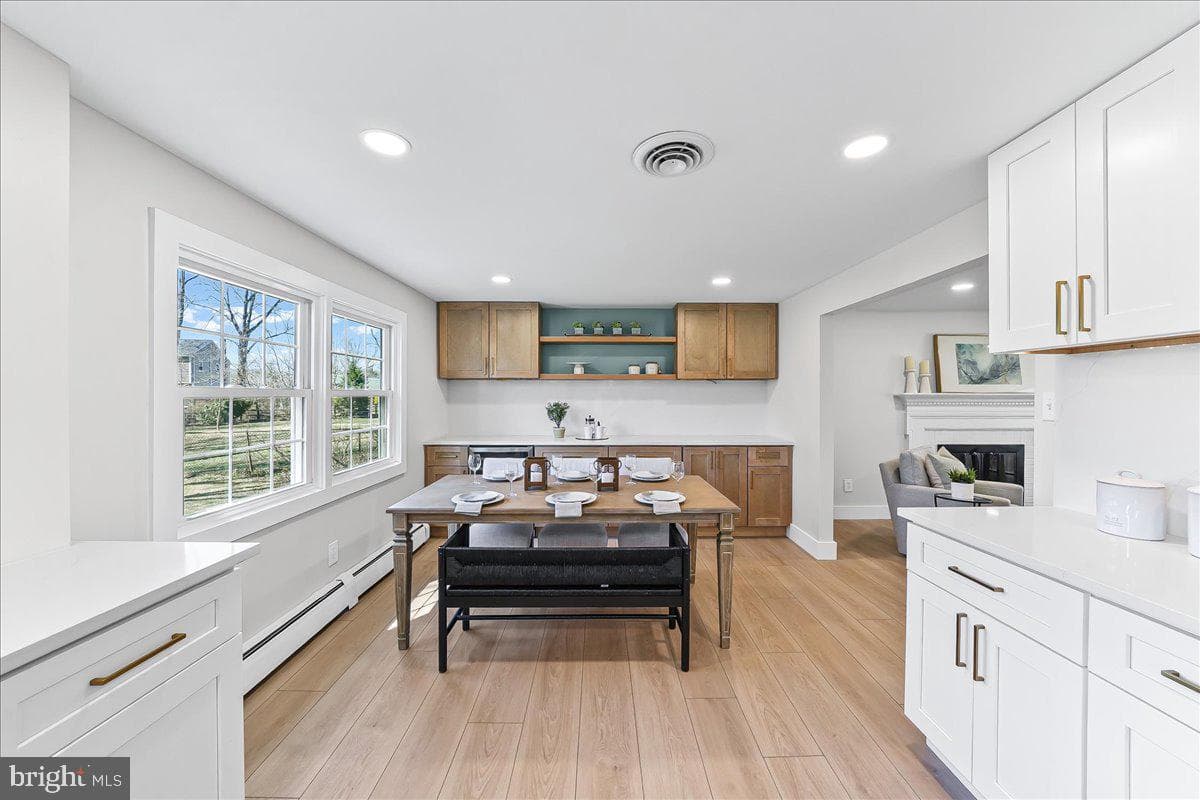 205 Garnet Lane photo 8
