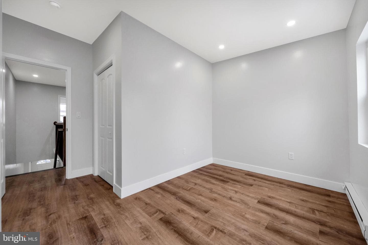 1119 Thomas Street photo 15