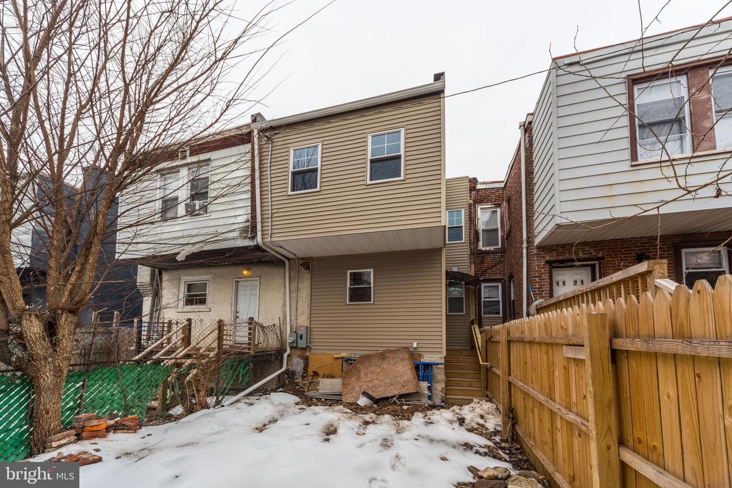 1119 Thomas Street photo 23