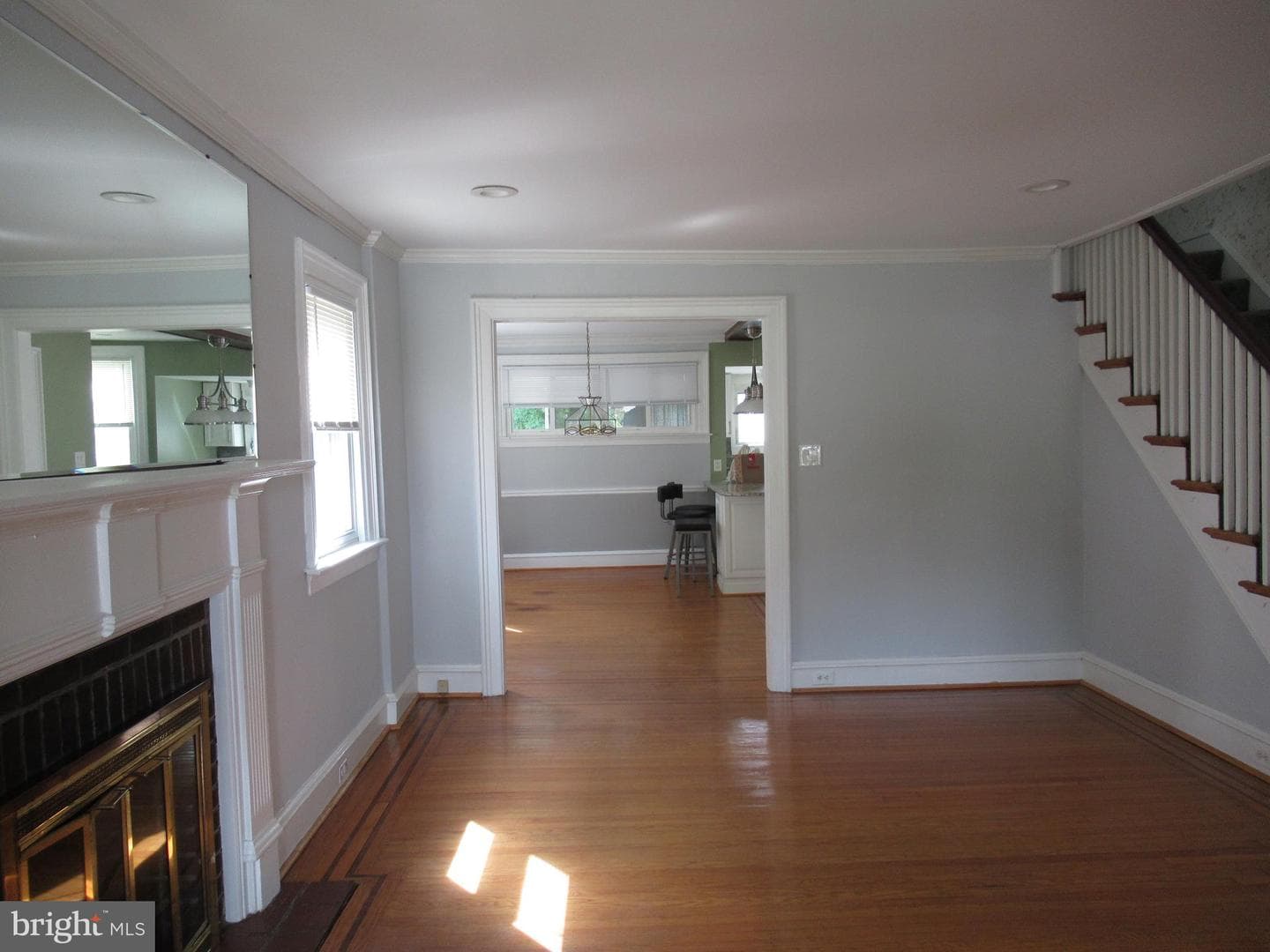3832 Crest Road photo 9