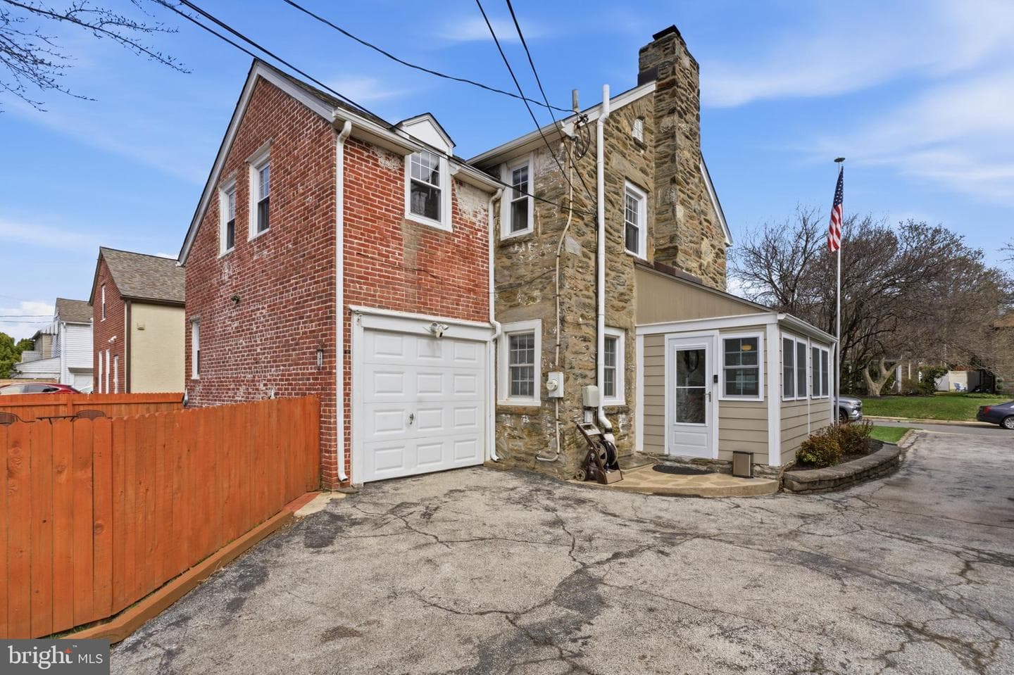 920 Blythe Avenue photo 36
