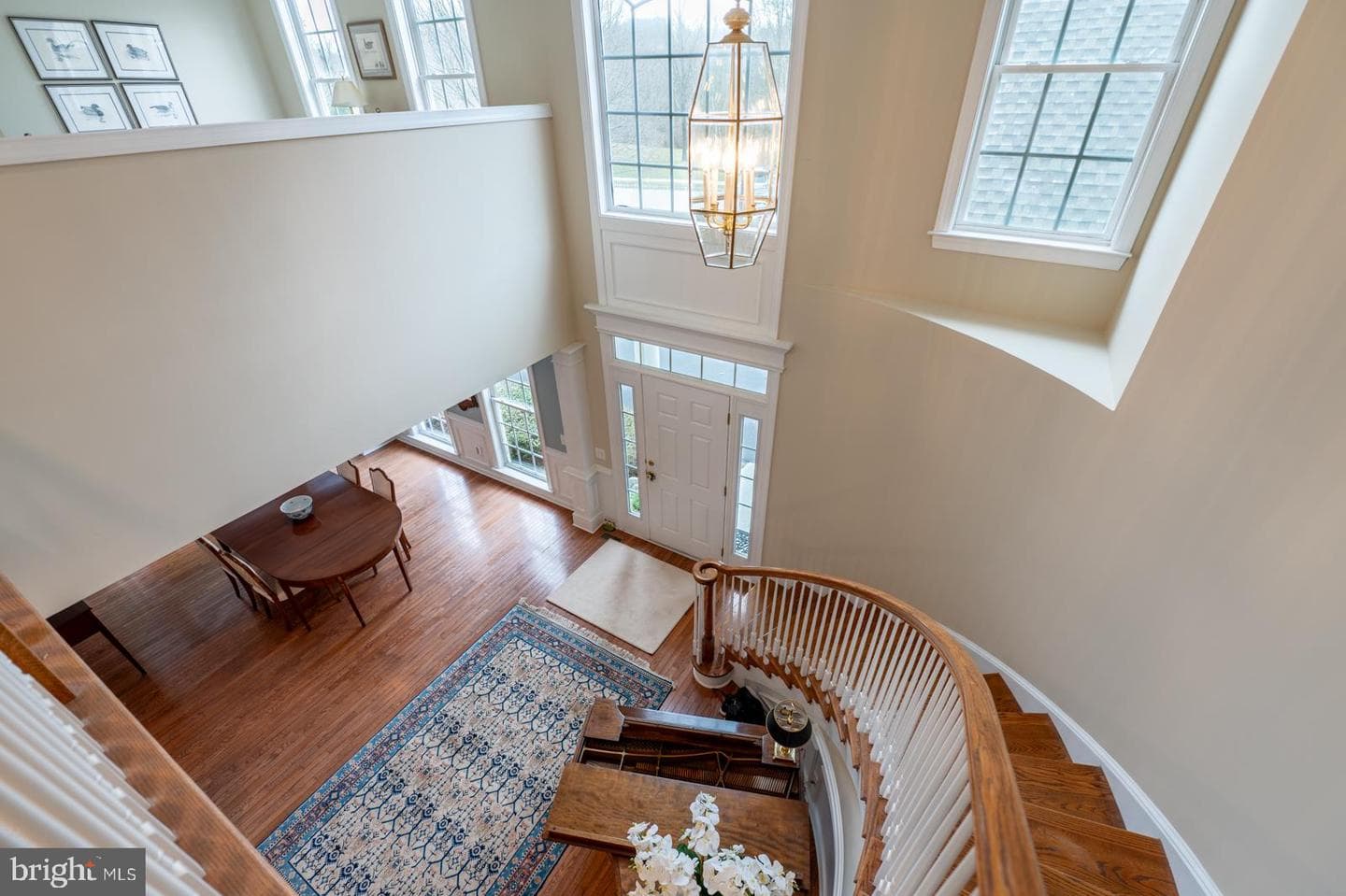 500 Guinevere Drive photo 16