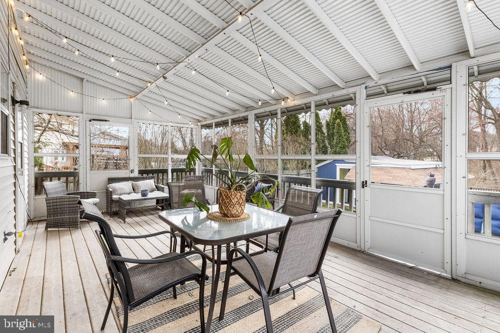 121 Jennifer Way photo 29