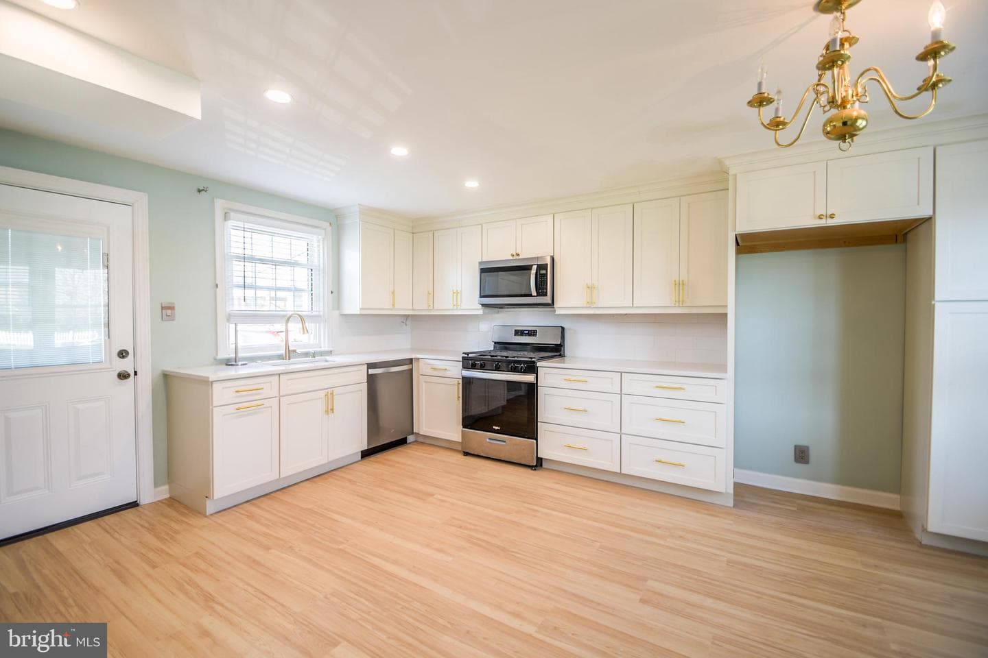 616 Wayne Avenue photo 13