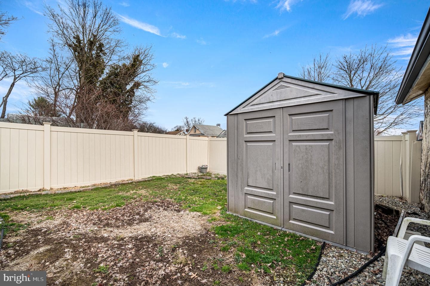 235 Ardmore Avenue photo 19