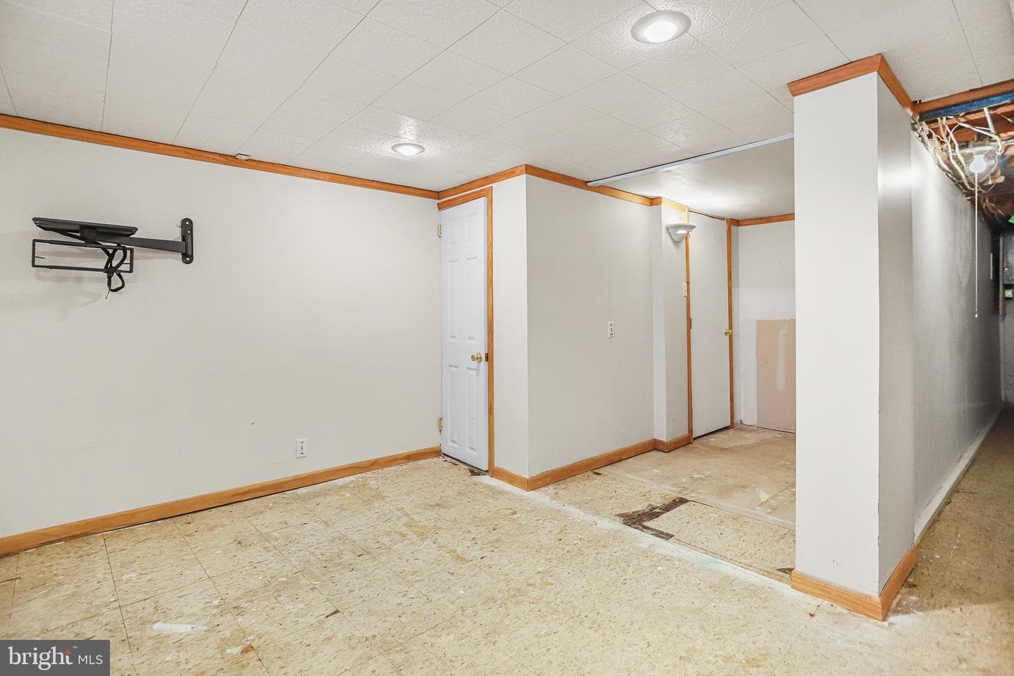 1032 Brookwood Lane photo 17