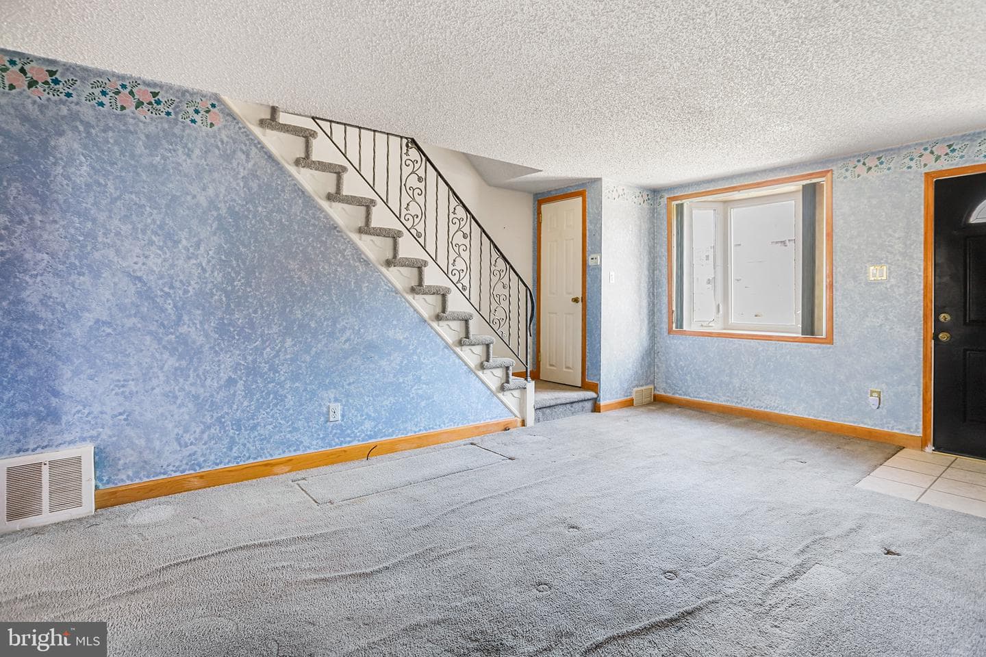 1032 Brookwood Lane photo 5