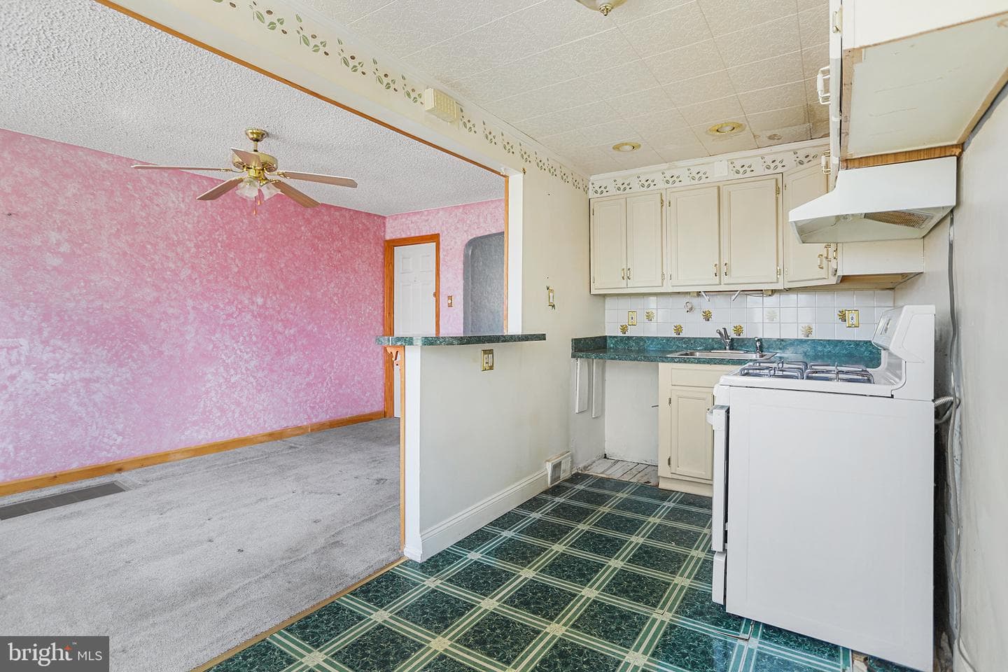 1032 Brookwood Lane photo 8