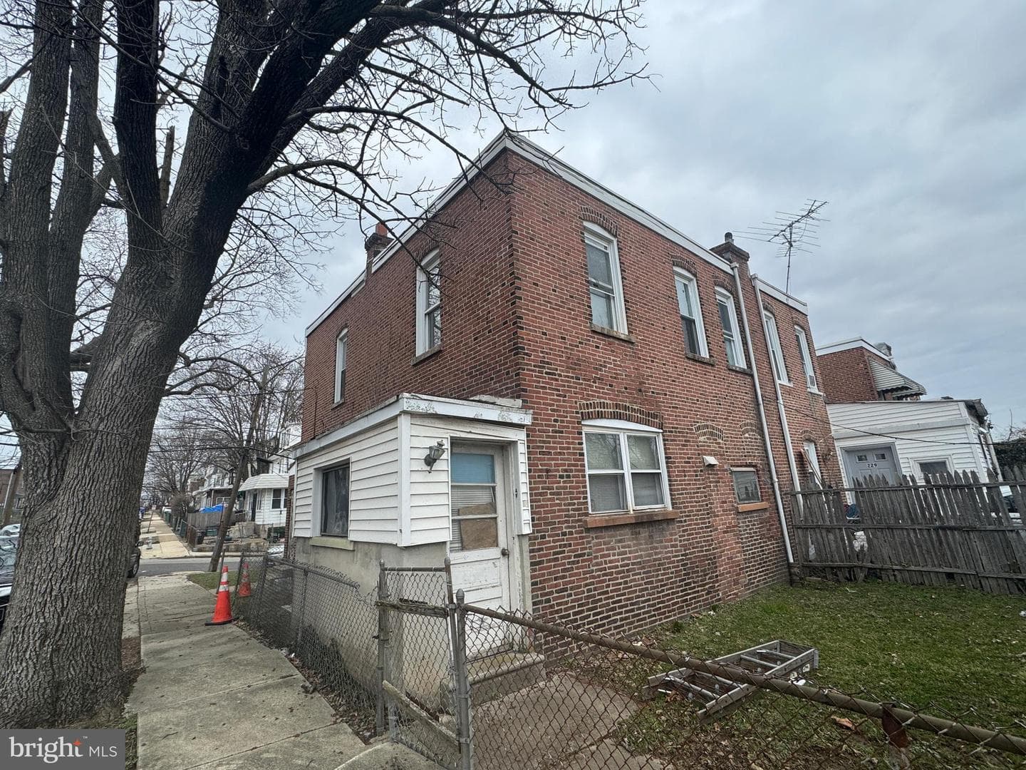 231 Hamilton Avenue photo 5