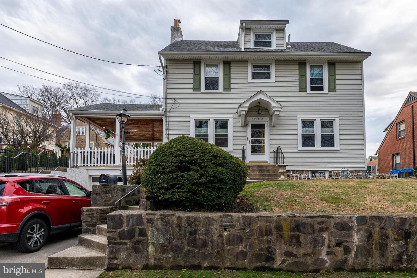 3210 Highland Avenue photo 1