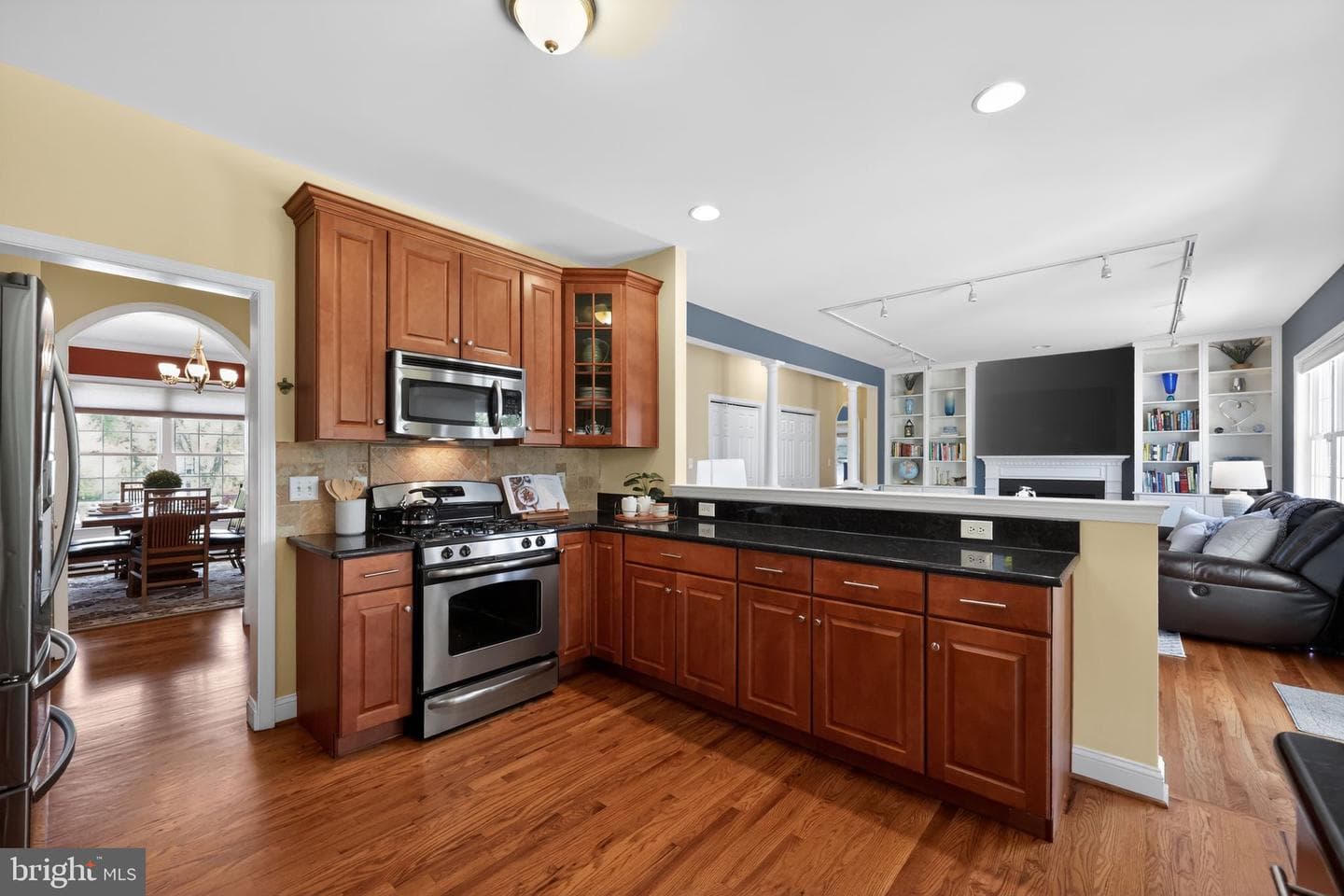 3 Strathmore Court photo 12