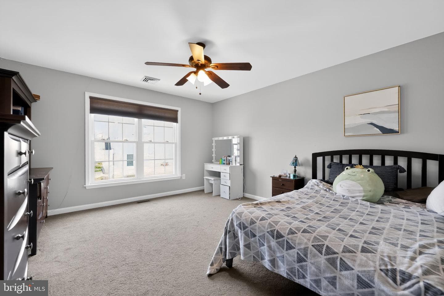 3 Strathmore Court photo 29
