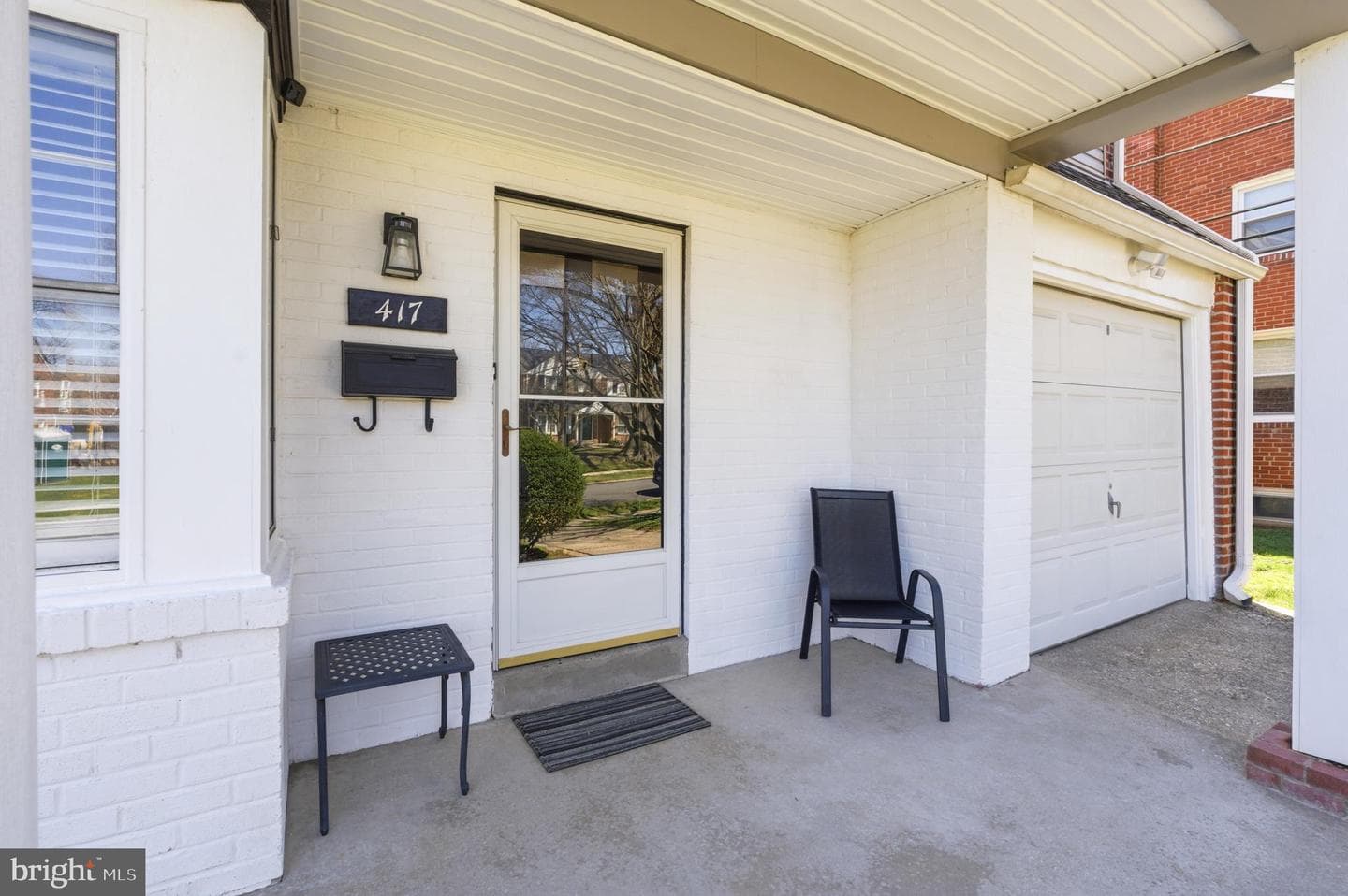 417 Hastings Avenue photo 3