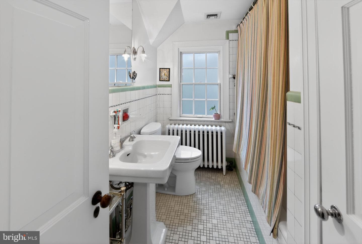 306 Windsor Avenue photo 30