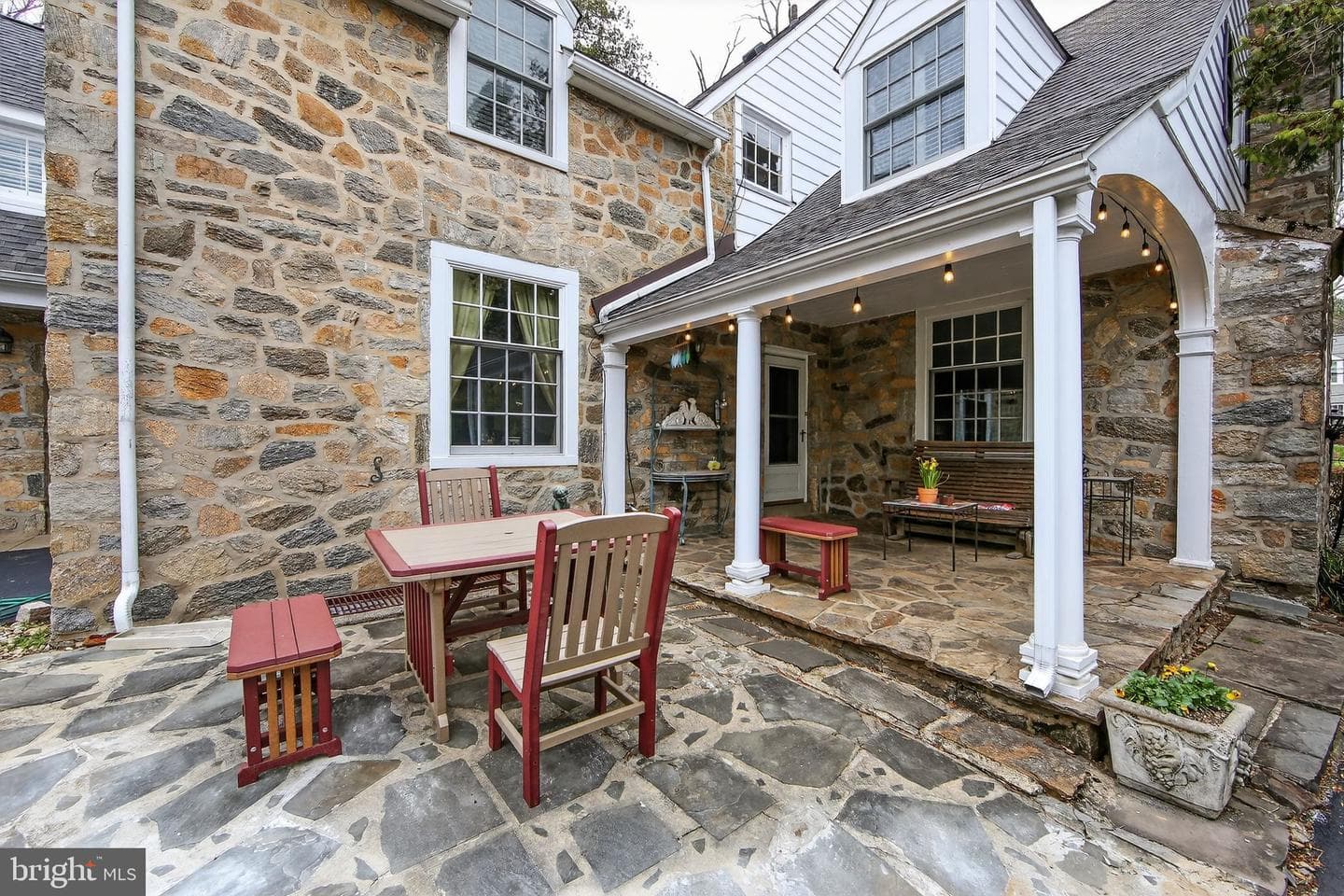 306 Windsor Avenue photo 4
