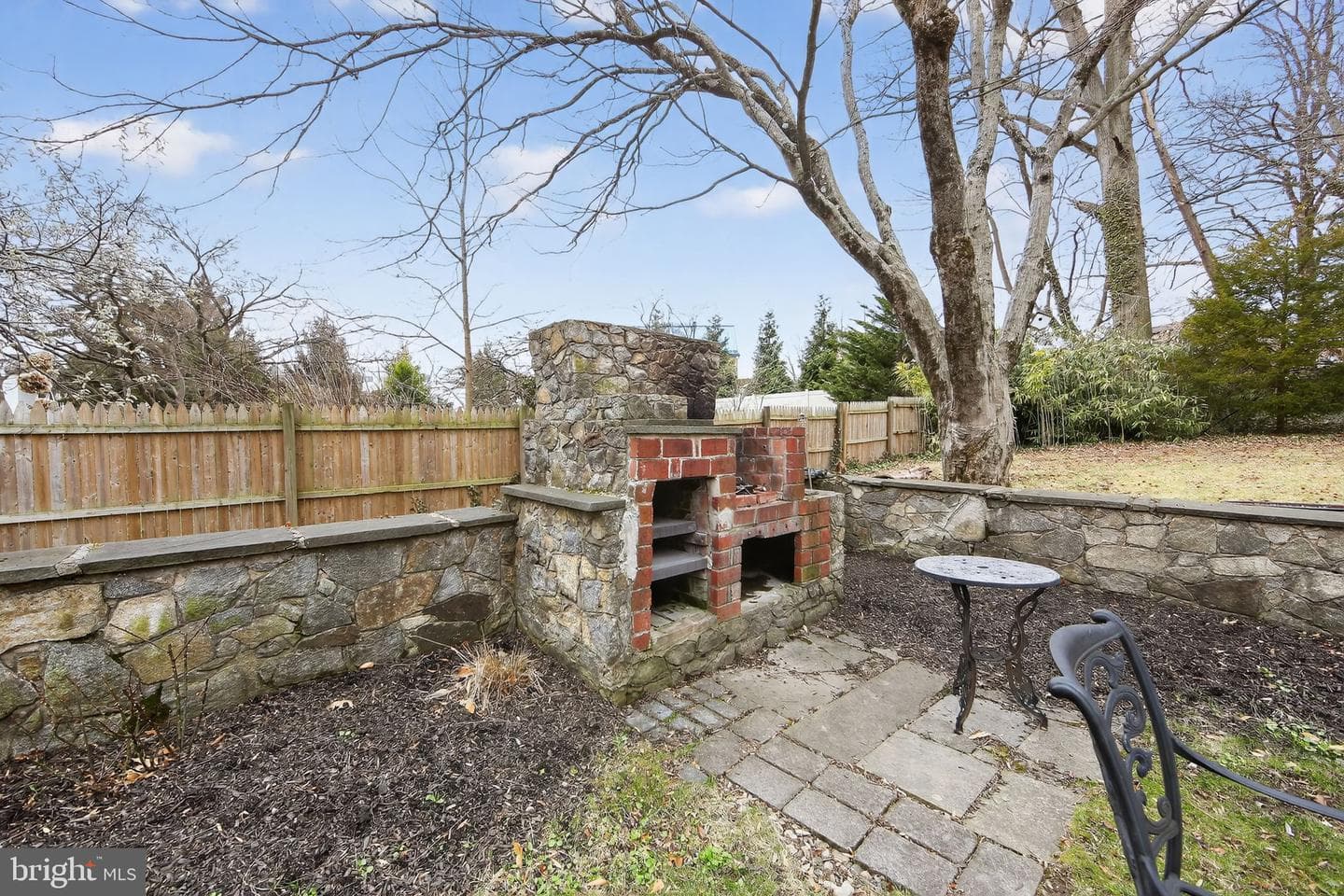 306 Windsor Avenue photo 7